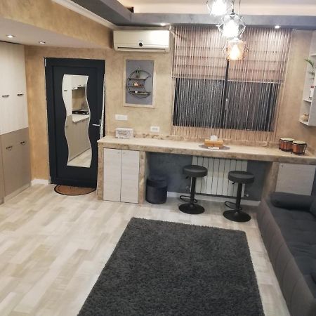 Tomis Suite Κονστάντζα Εξωτερικό φωτογραφία